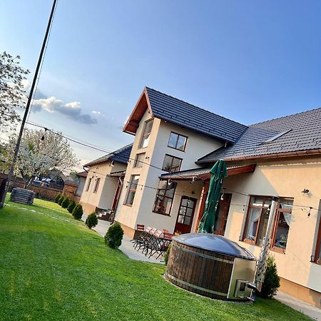 Famíves vendégház Racul Esterno foto